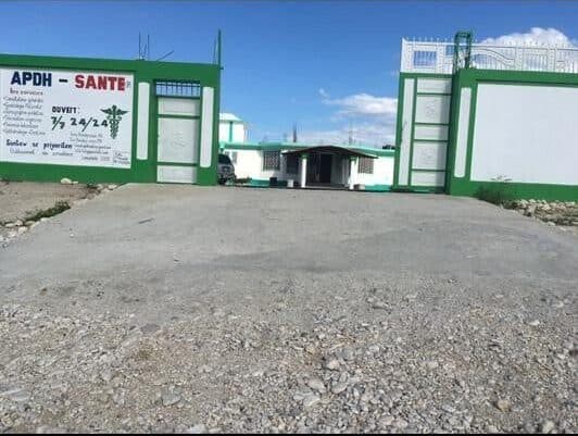 Façade du centre APDH-Santé
