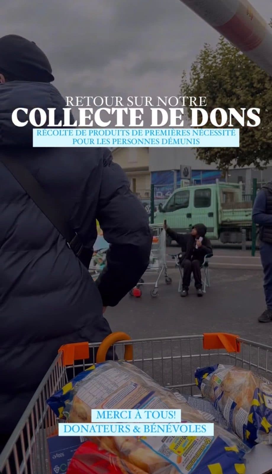 Collecte de produits de première nécessité pour les personnes démunies, à Paris