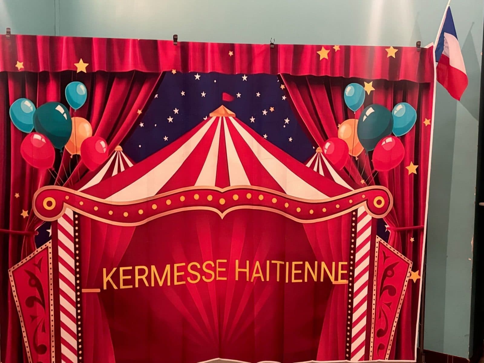 Décor de la kermesse haïtienne organisée par APDH